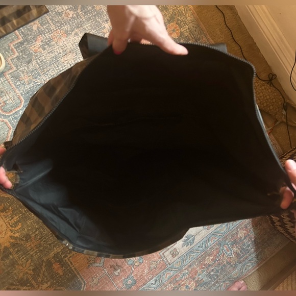 SOLD❤️ FENDI Roma Pequin Stripe Coated Canvas Duffle/ Travel/ Weekender Bag XL - Picture 8 of 13